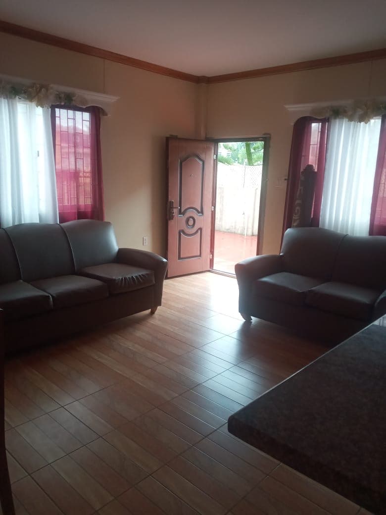 Serene 2-Bedroom Apartment in Meadowbrook Gardens — photo 3