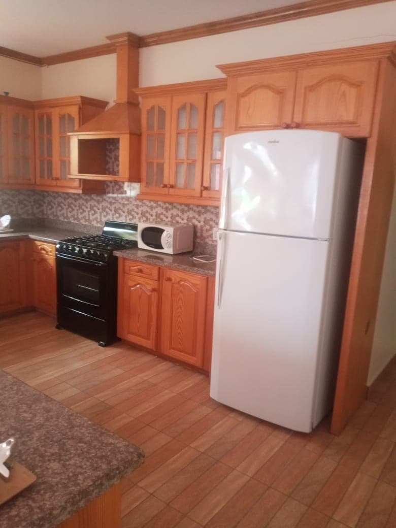 Serene 2-Bedroom Apartment in Meadowbrook Gardens — photo 5