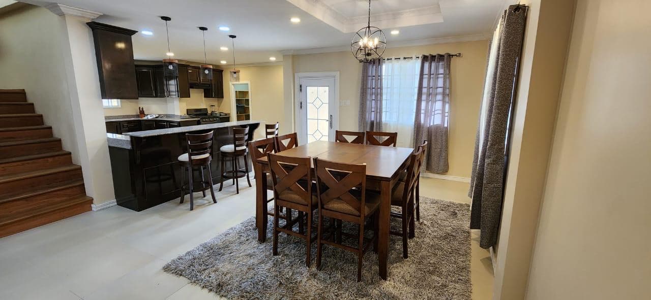 Modern 3-Bedroom Home with AC in Republic Gardens — photo 7