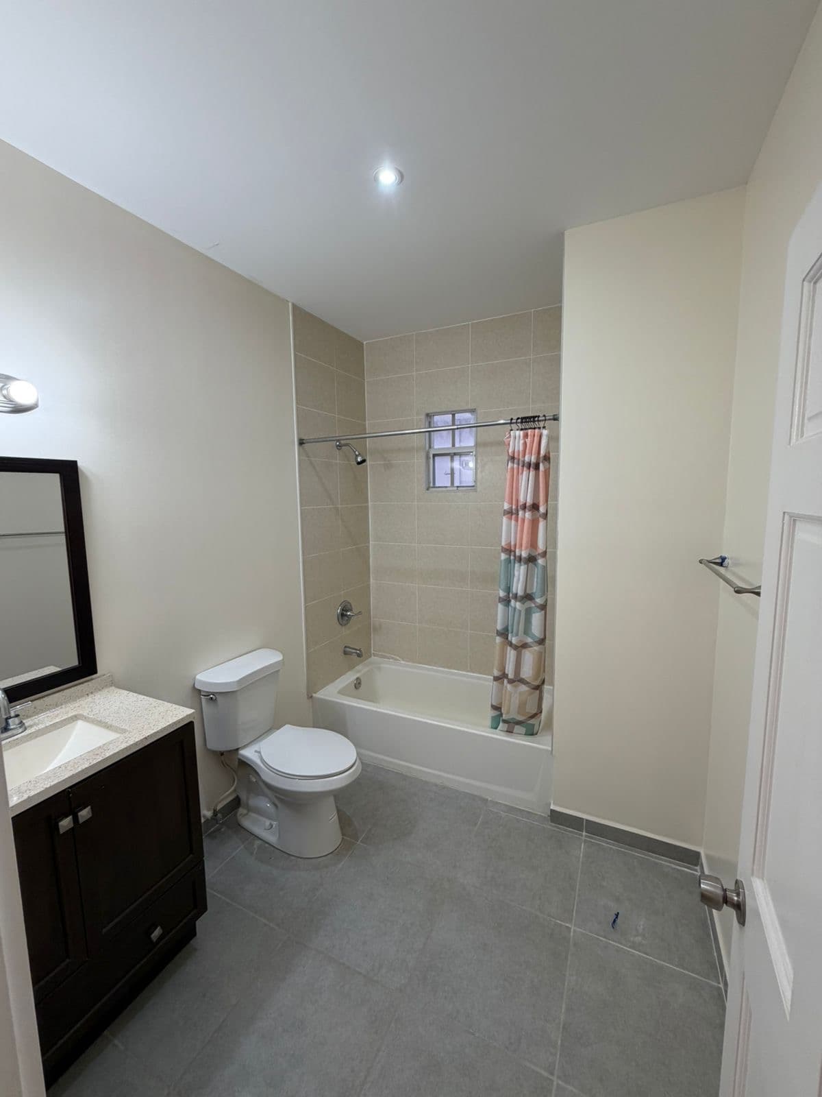Elegant 4-Bedroom Home in Windsor Estates — photo 9