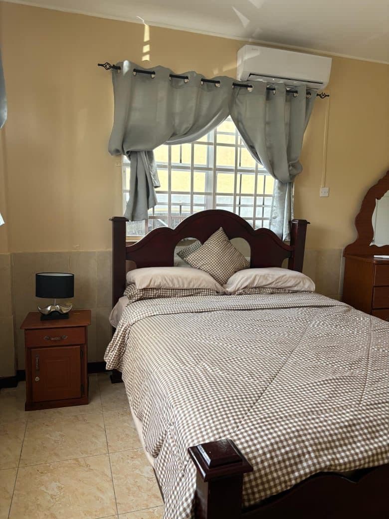Stylish Furnished 2-Bedroom Apartment in Good Hope — photo 2