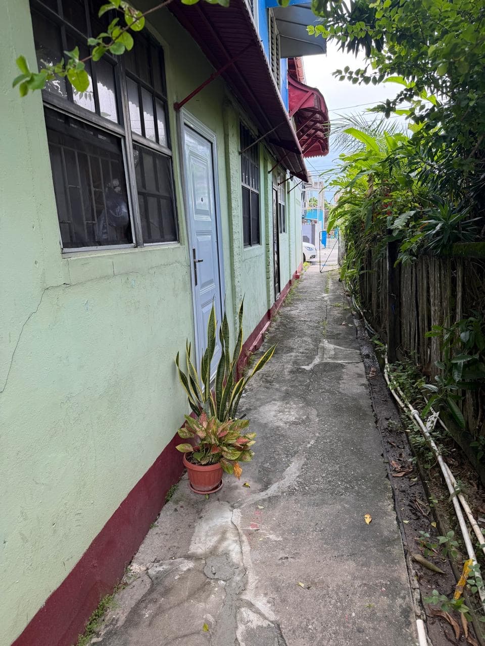 Spacious Family Home with Attached Apartment for Sale – Alberttown, Georgetown — photo 10