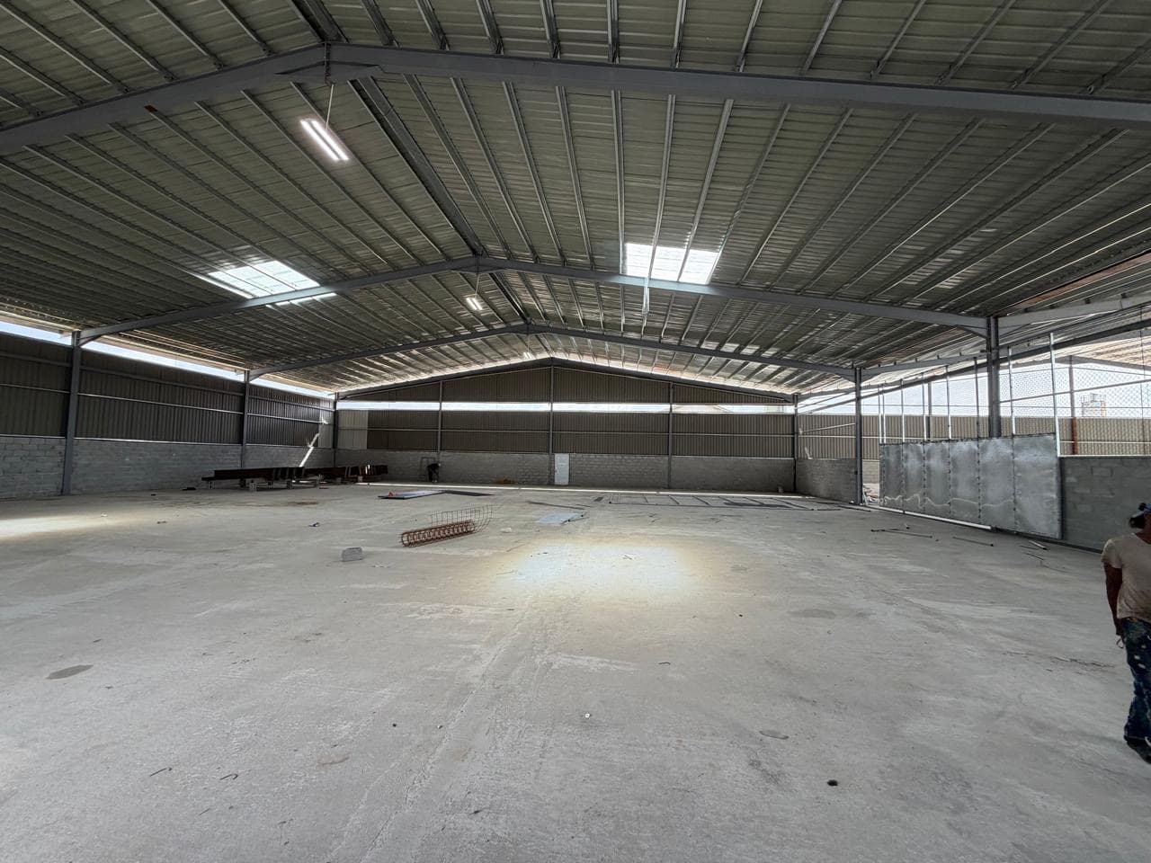 Prime Warehouse Space for Rent in Eccles โ photo 2