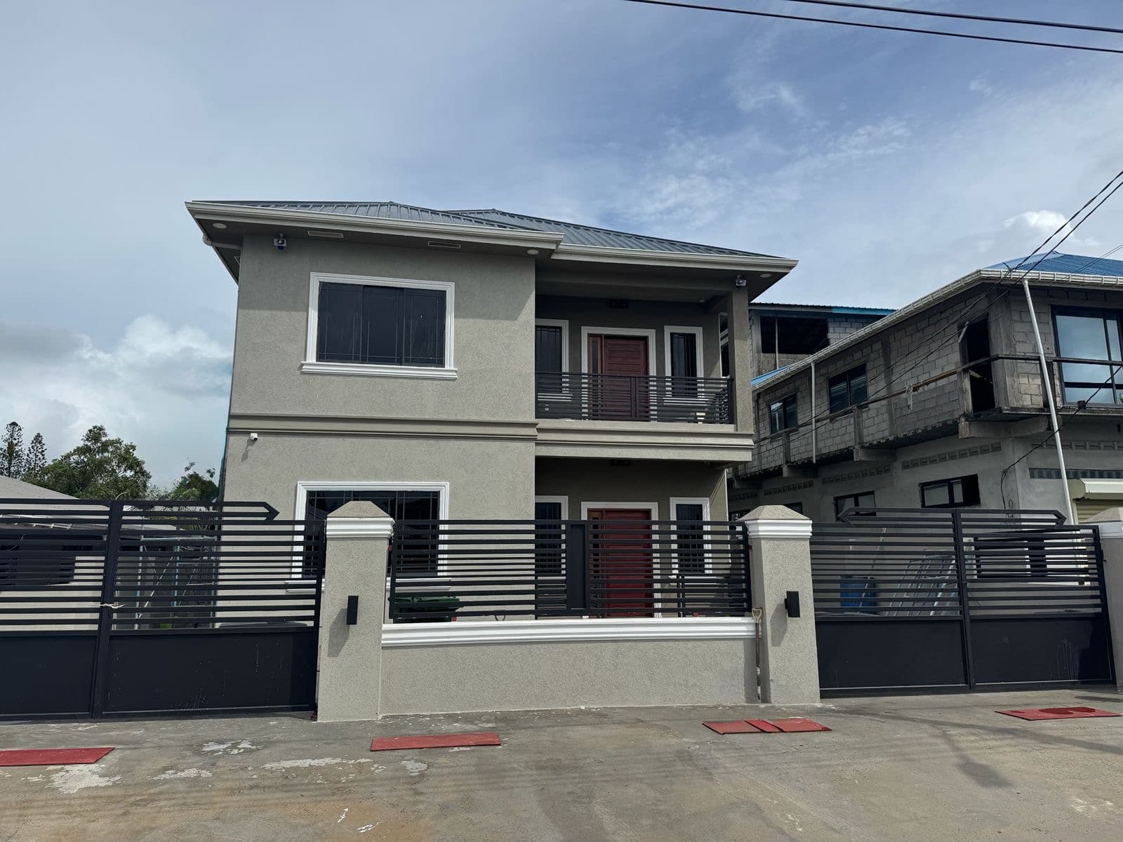 Spacious 3-Bedroom Apartment in Farm — photo 1