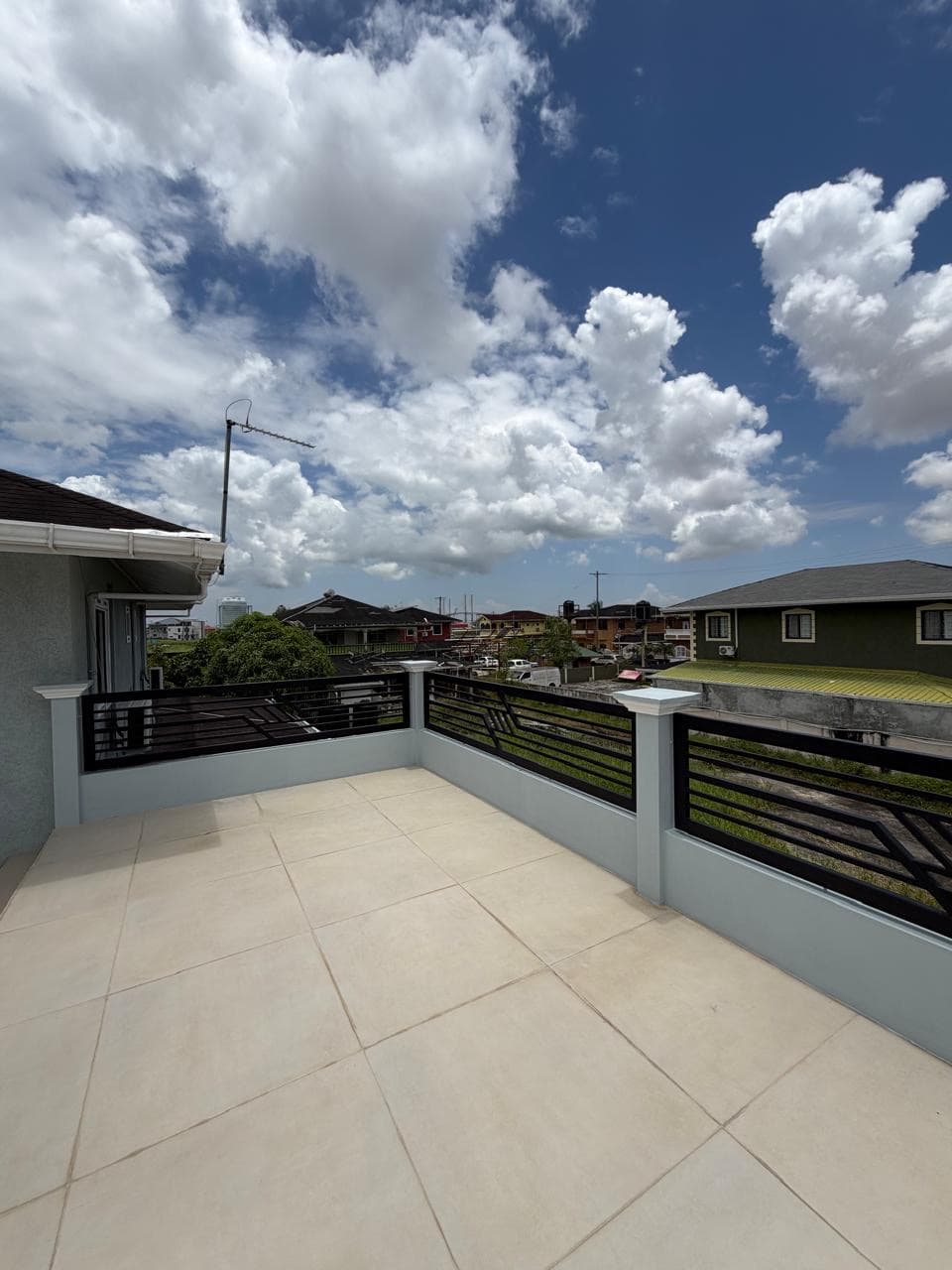 Spacious Furnished House in Green Acres with AC and Balcony — photo 2
