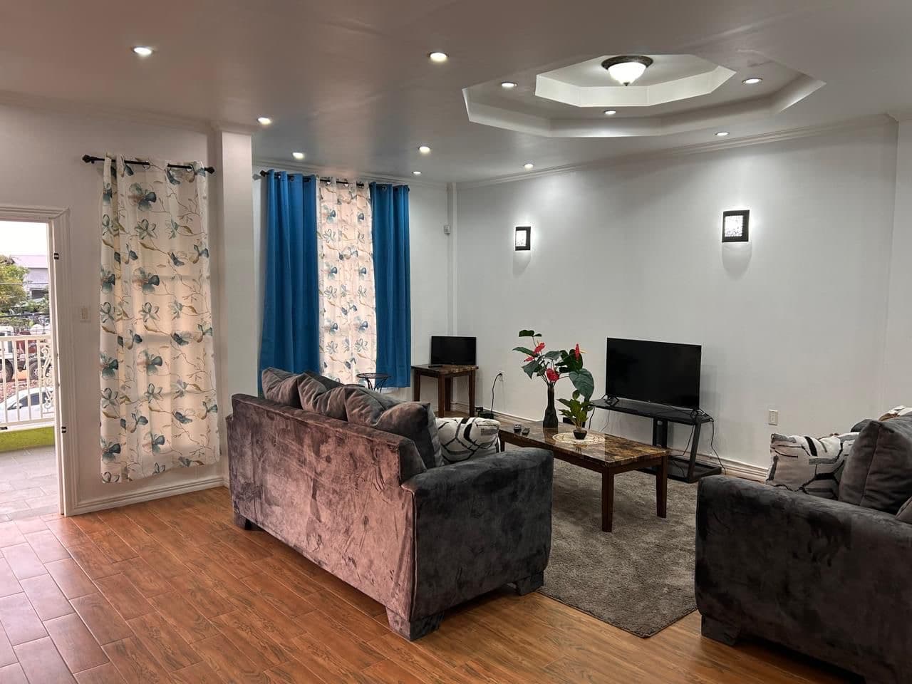 Two bedroom luxurious apartment with all modern amenities — photo 3