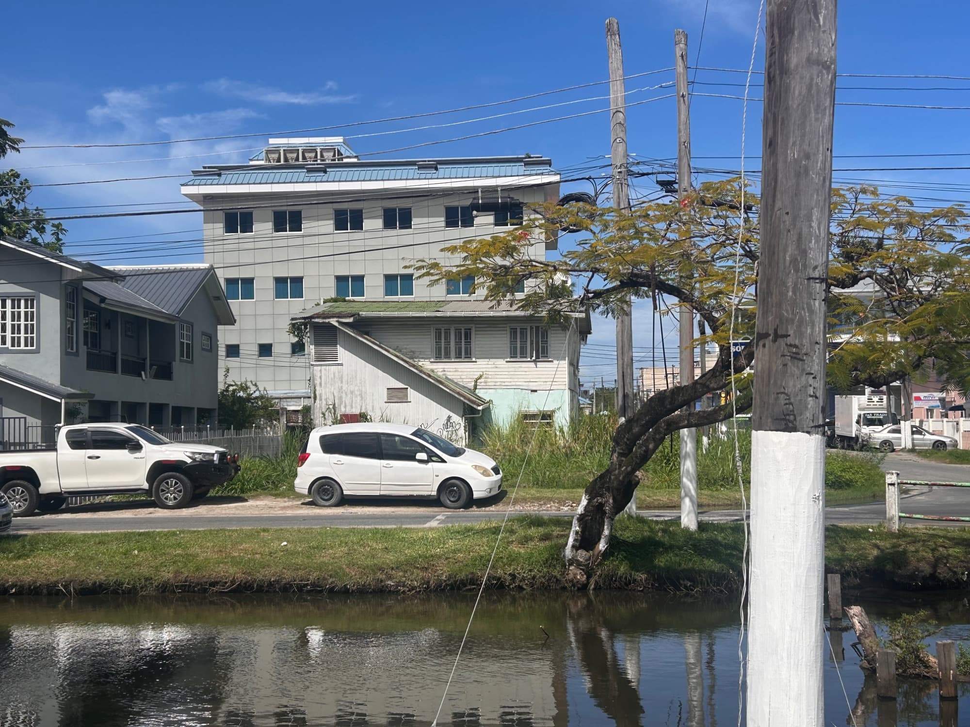 Commercial land for rent in Georgetown — photo 1