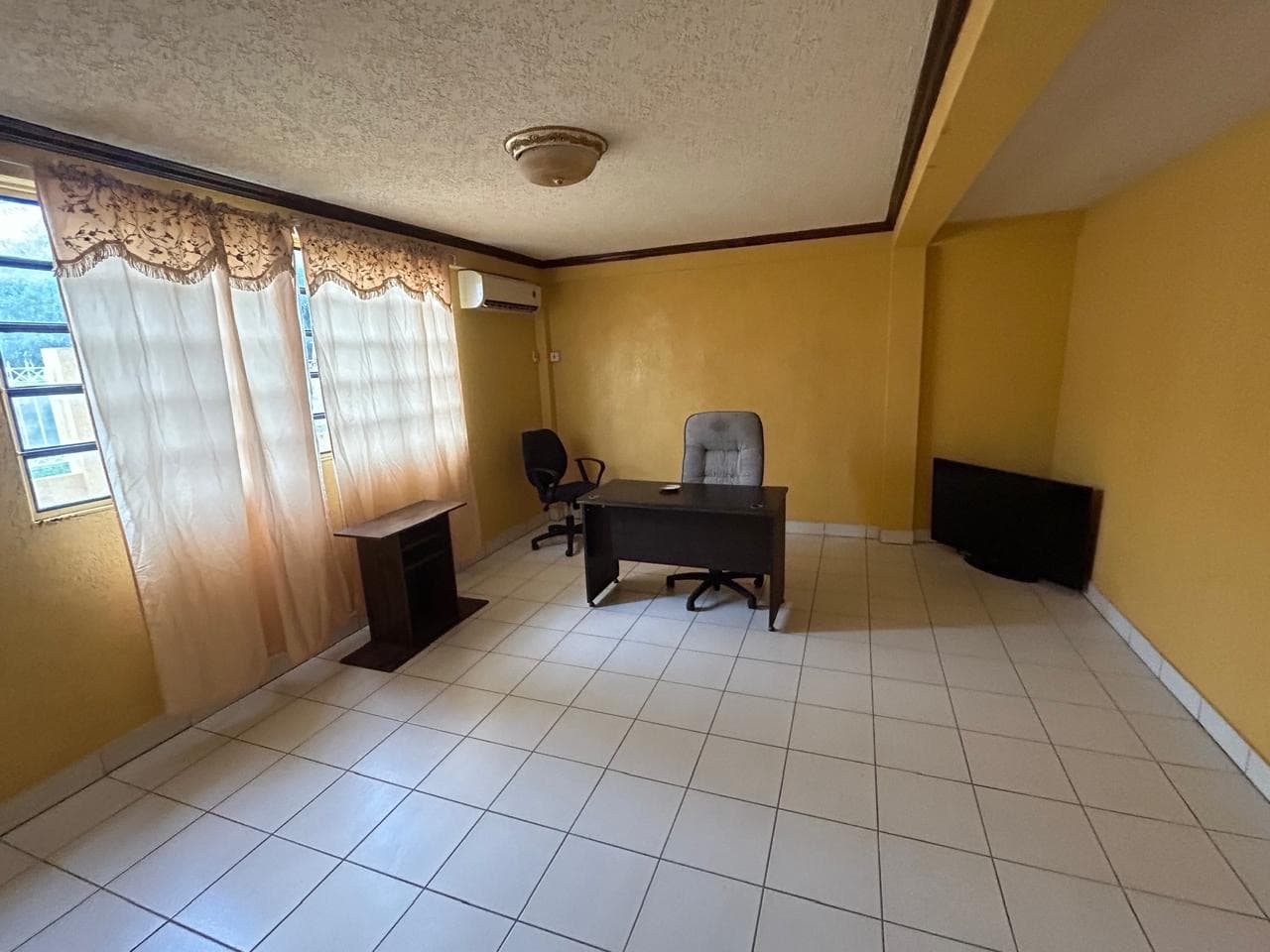 Five bedroom home for rent — photo 7