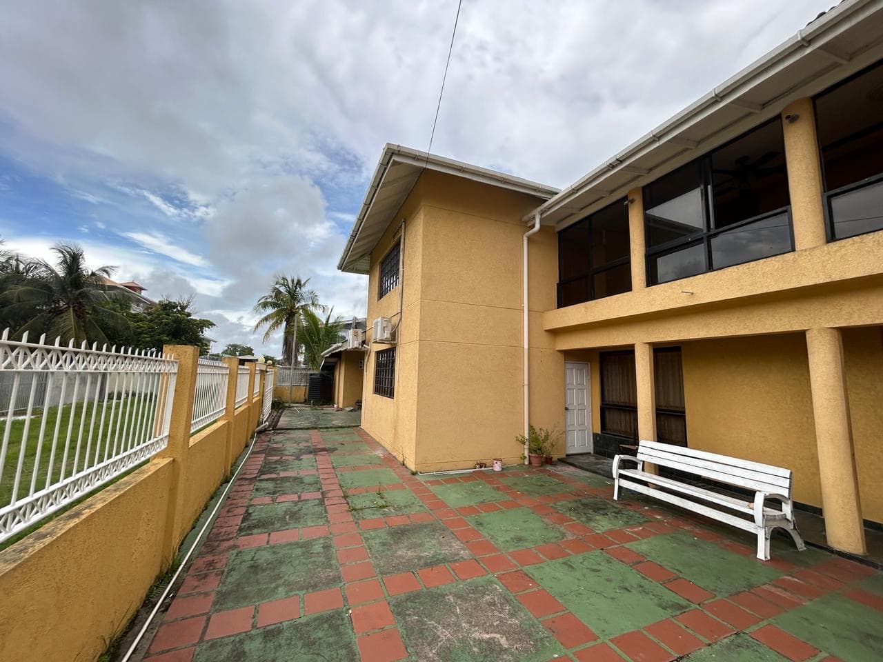 Five bedroom home for rent — photo 9