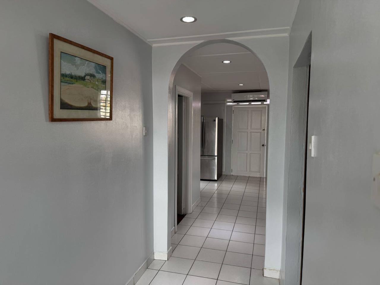 Furnished Comfort: Secure Living in John and Sheriff Street — photo 8