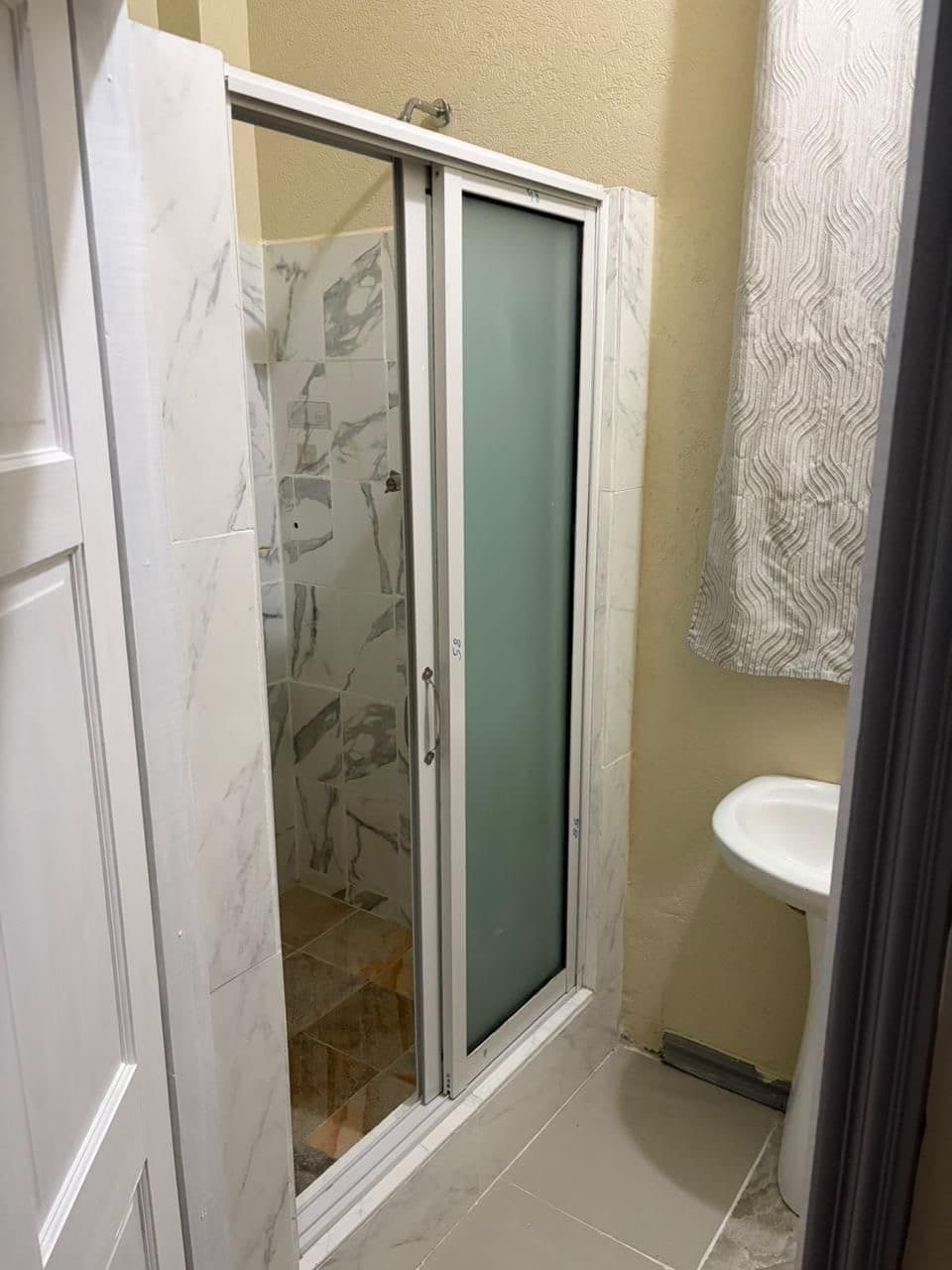 Modern 2- Bedroom Apartment with Balcony in William street, Campbellville — photo 7