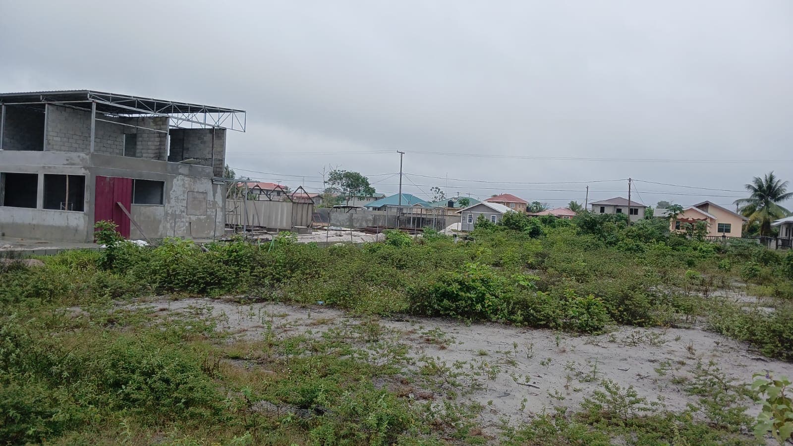 Prime Mixed-Use Land Opportunity in Soesdyke, Linden โ photo 2